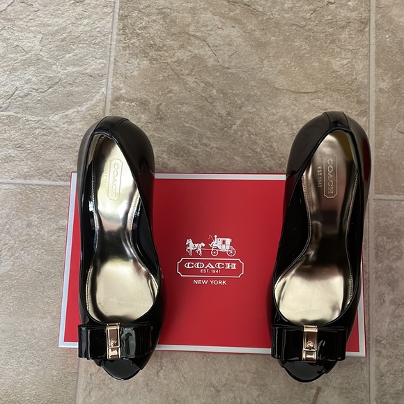 Coach shoes - Picture 2 of 3